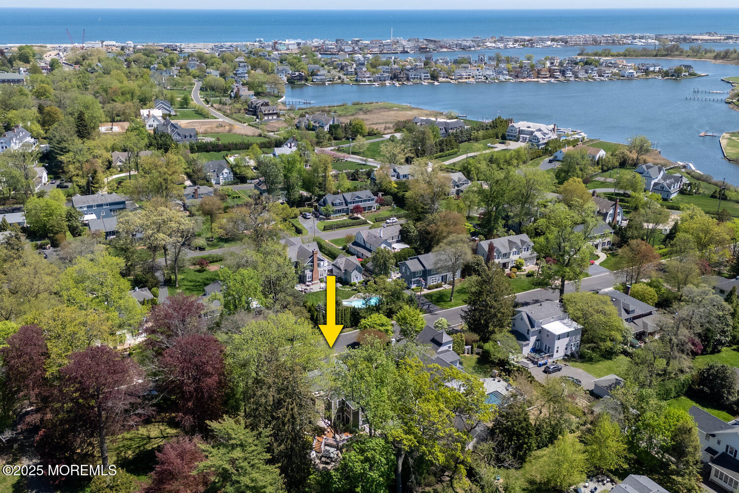 8 Monmouth Avenue, Rumson, New Jersey image 12