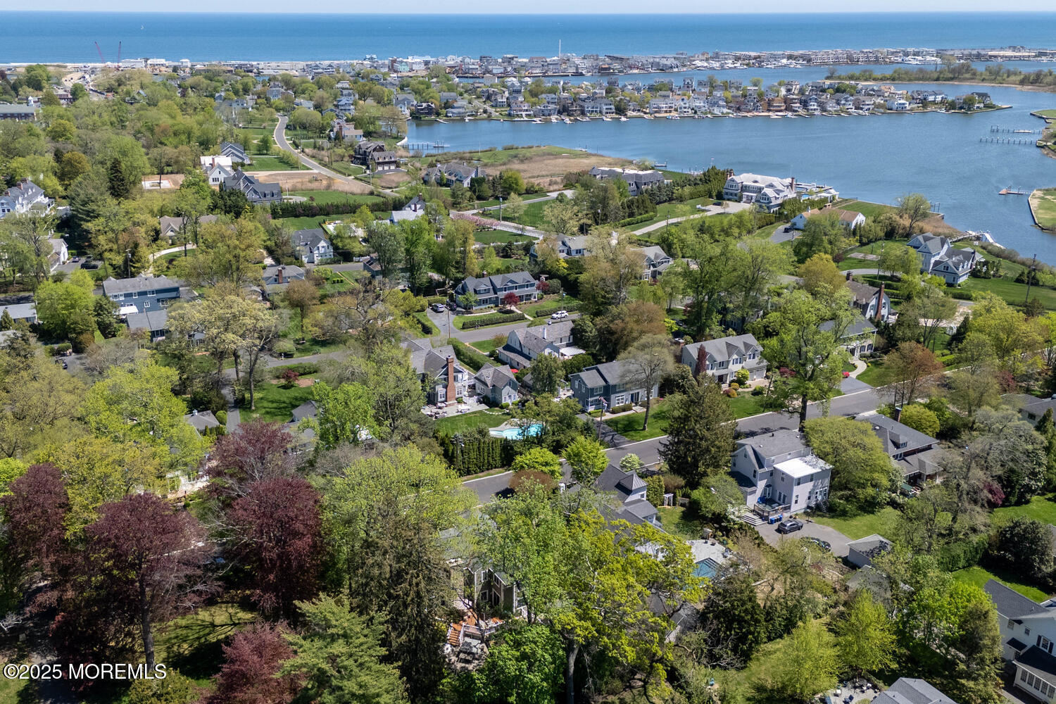 8 Monmouth Avenue, Rumson, New Jersey image 11