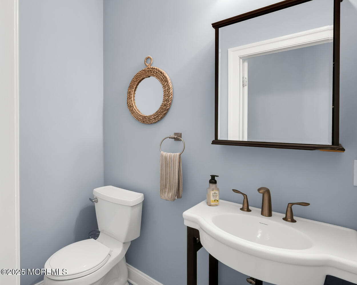 8 Monmouth Avenue, Rumson, New Jersey image 37