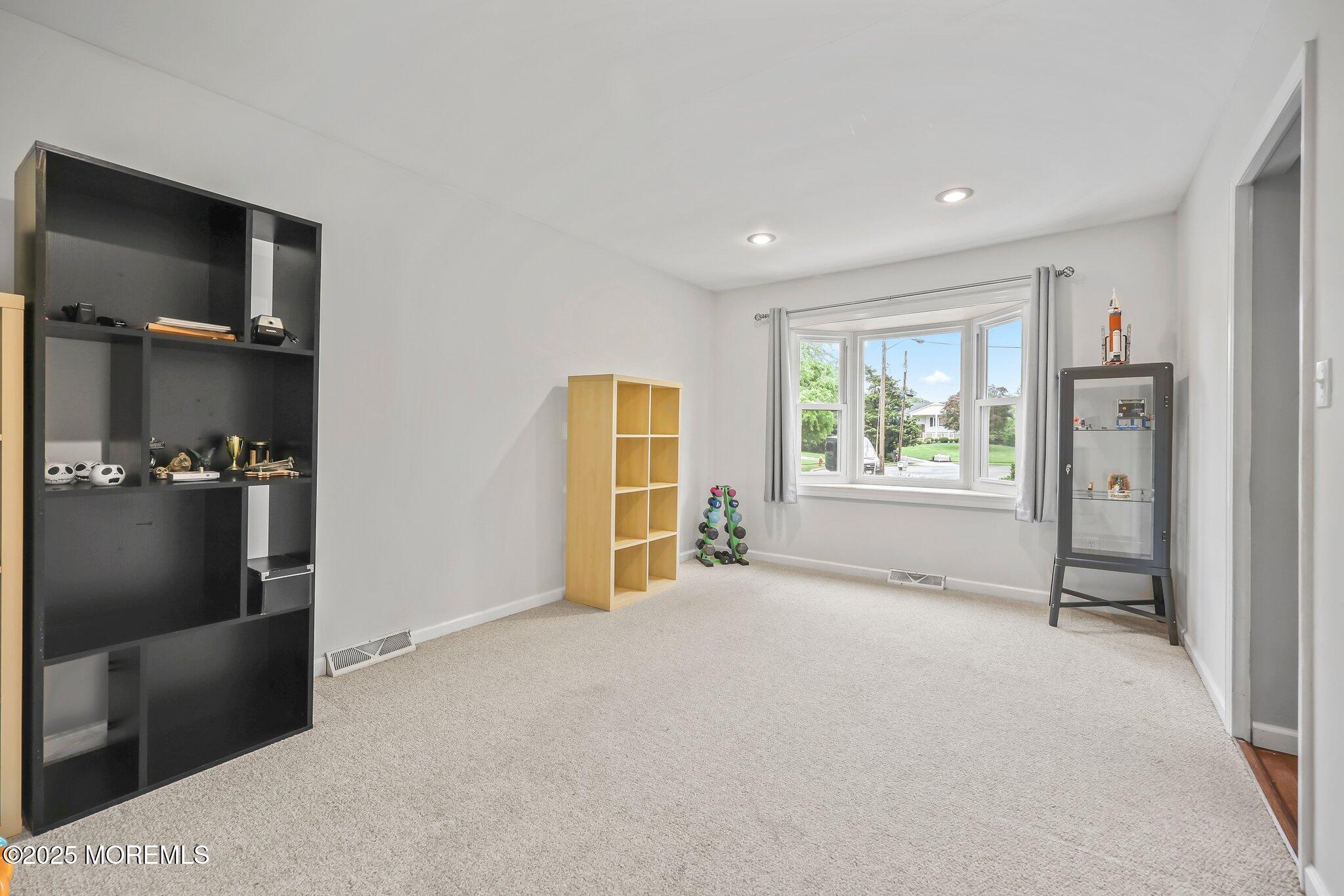 6 Keats Court, Manalapan, New Jersey image 12