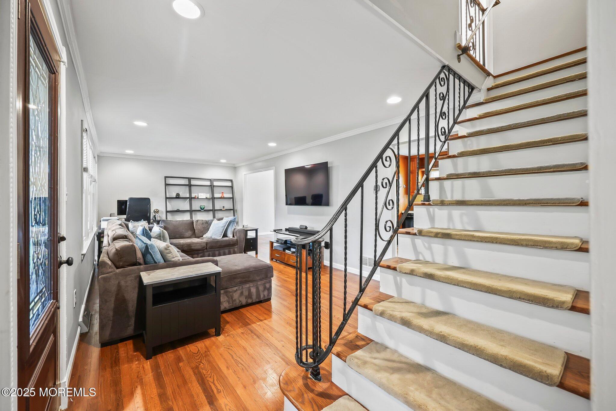 6 Keats Court, Manalapan, New Jersey image 15