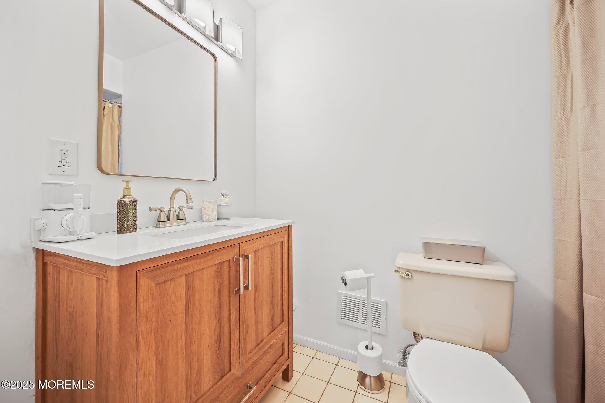 6 Keats Court, Manalapan, New Jersey image 19