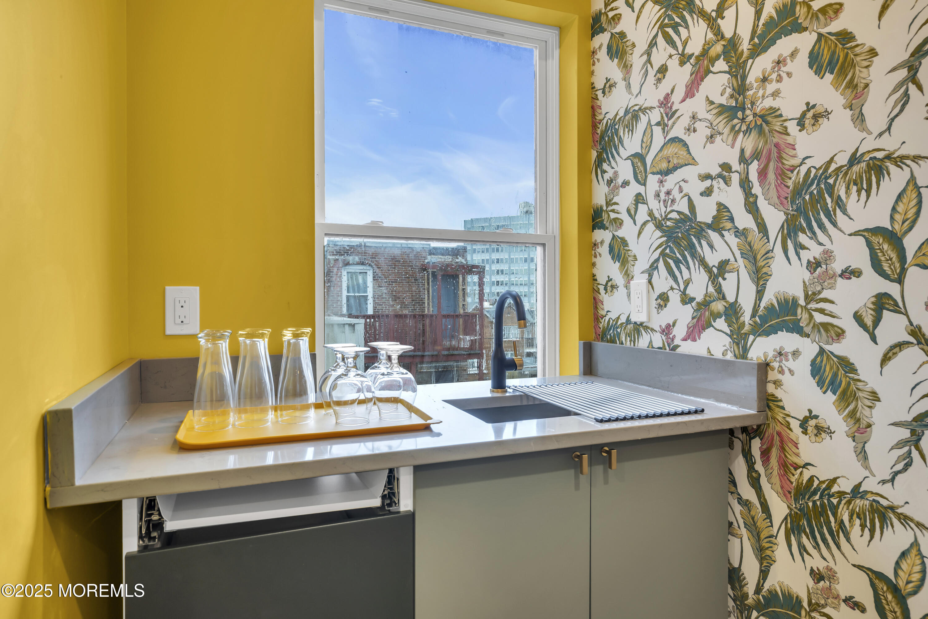 129 Seaside Avenue, Atlantic City, New Jersey image 33