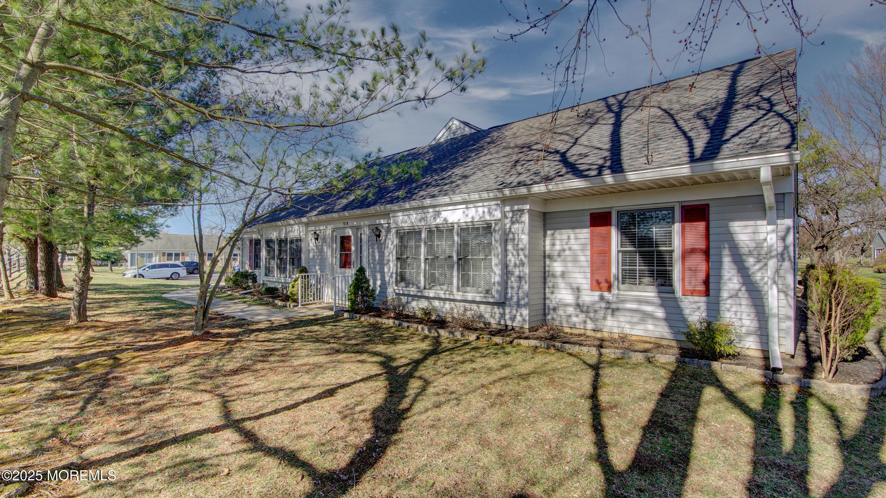 741 Nautilus Court #B, Monroe Township, New Jersey image 4