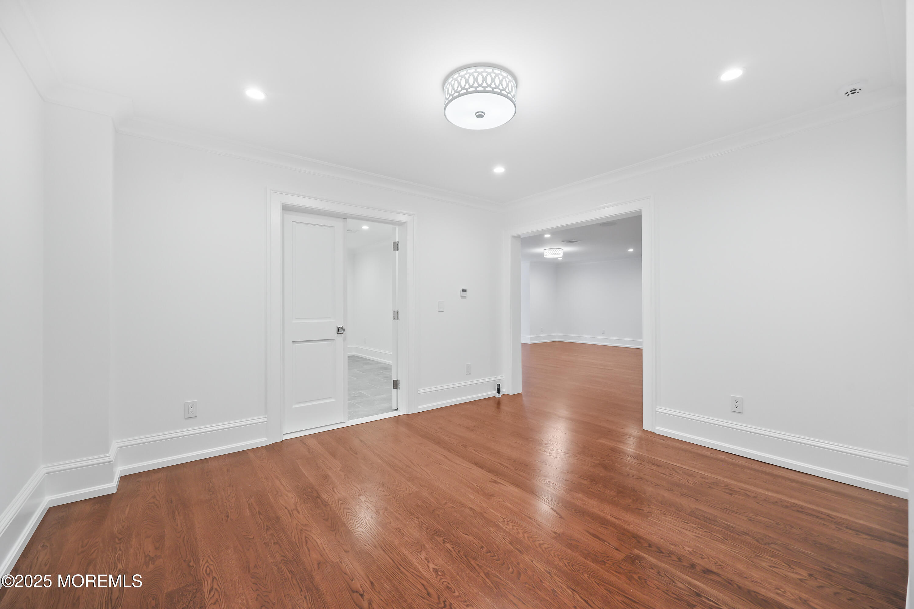 Rumson, New Jersey, 07760, United States, 6 Bedrooms Bedrooms, ,7 BathroomsBathrooms,Residential,Active,2024850