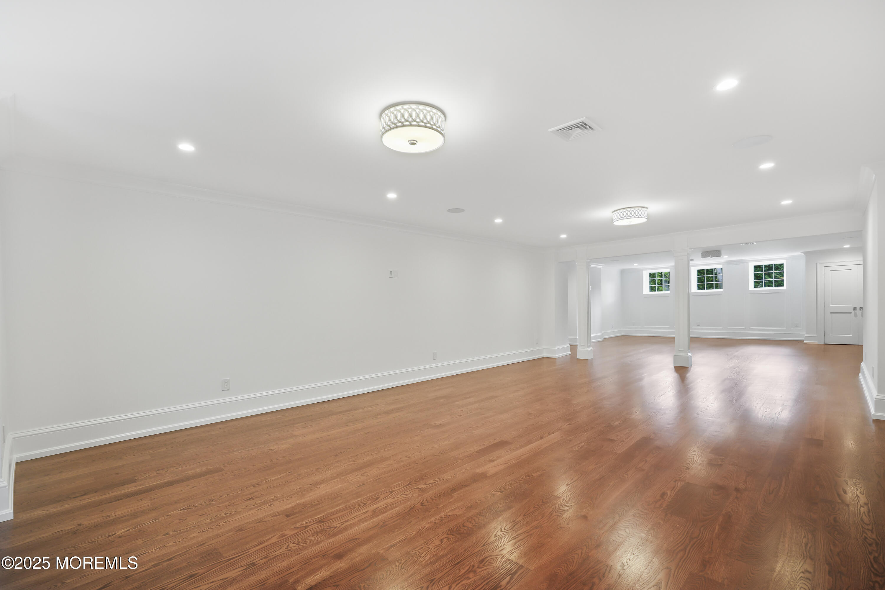 Rumson, New Jersey, 07760, United States, 6 Bedrooms Bedrooms, ,7 BathroomsBathrooms,Residential,Active,2024850