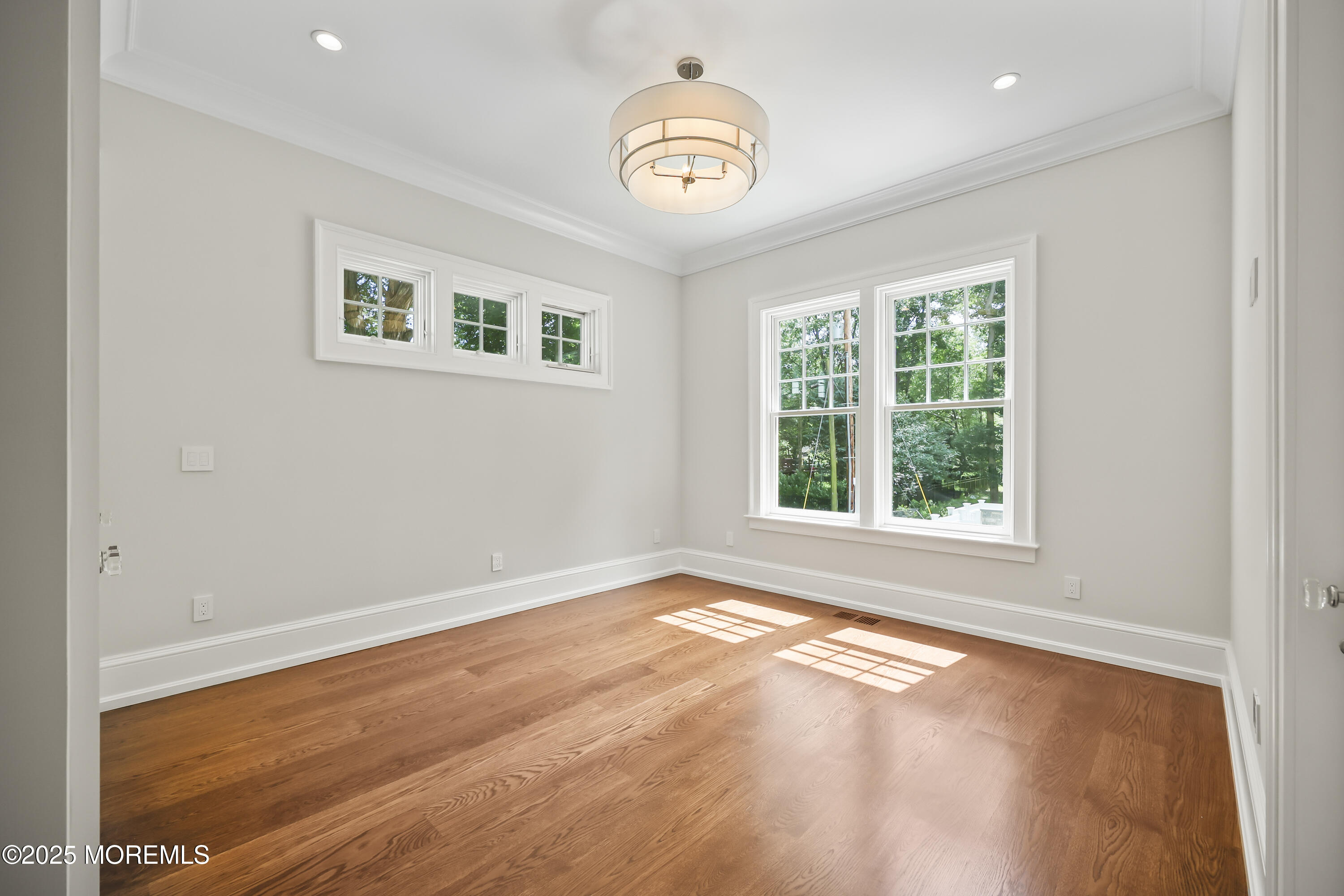 Rumson, New Jersey, 07760, United States, 6 Bedrooms Bedrooms, ,7 BathroomsBathrooms,Residential,Active,2024850