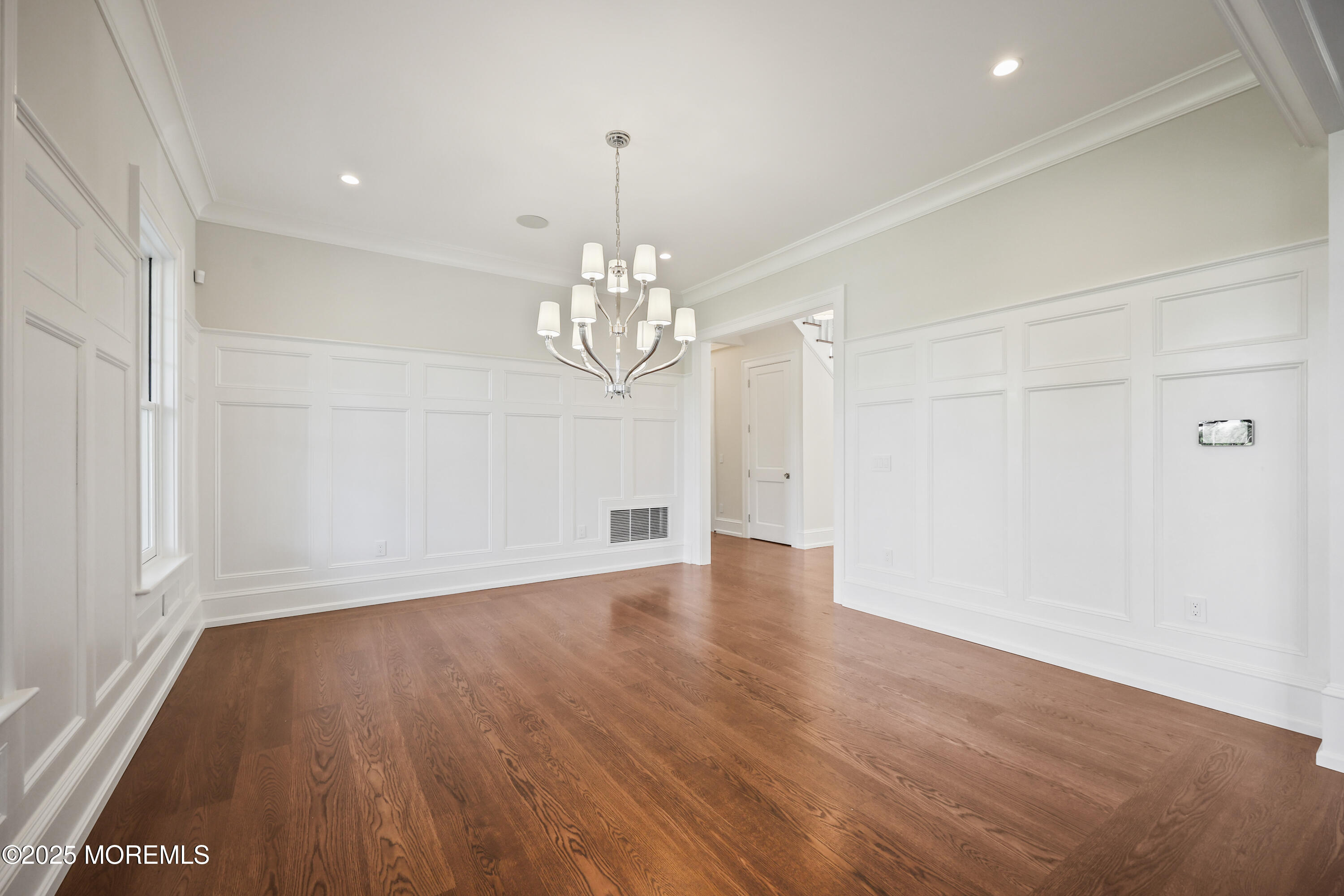 Rumson, New Jersey, 07760, United States, 6 Bedrooms Bedrooms, ,7 BathroomsBathrooms,Residential,Active,2024850
