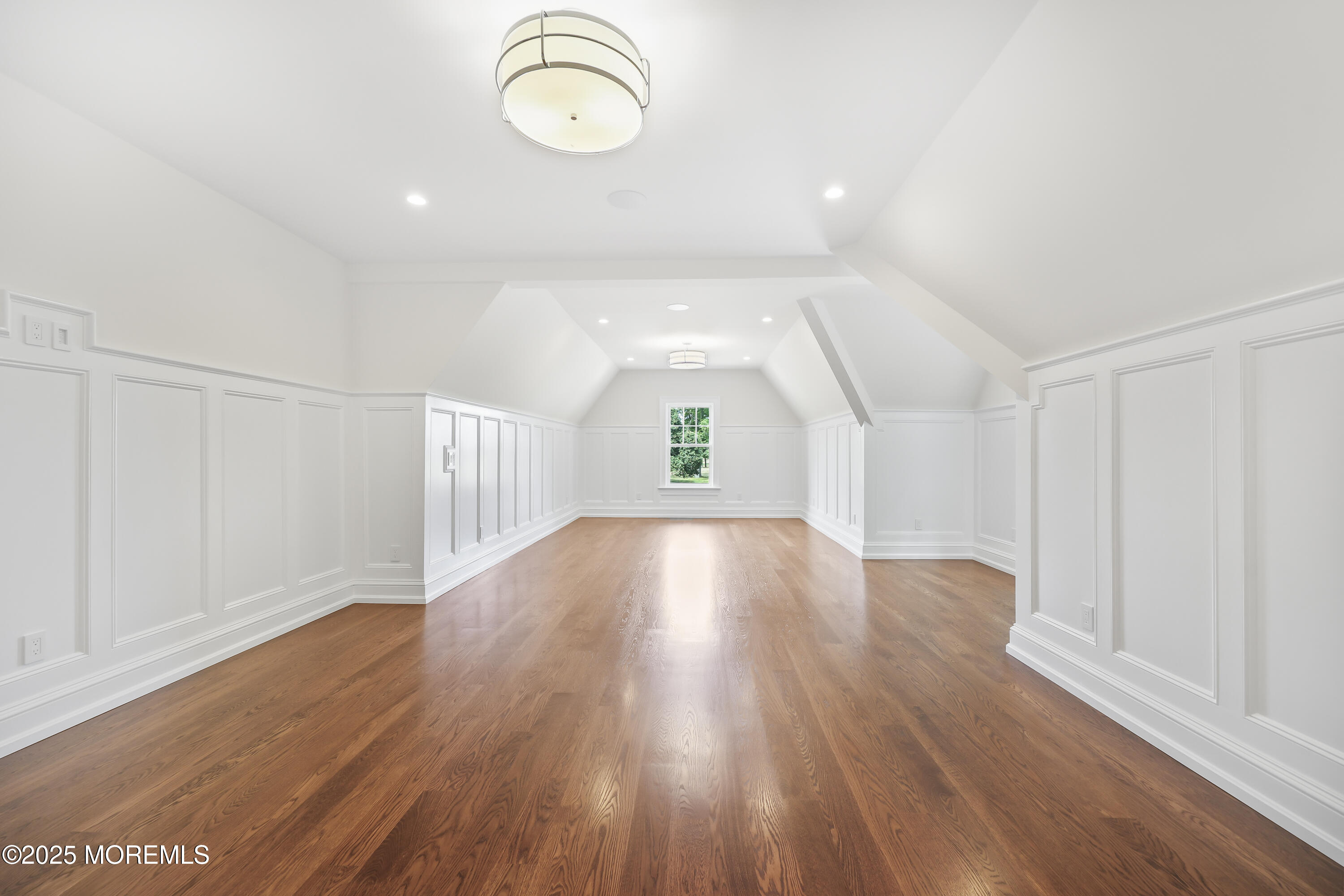 Rumson, New Jersey, 07760, United States, 6 Bedrooms Bedrooms, ,7 BathroomsBathrooms,Residential,Active,2024850