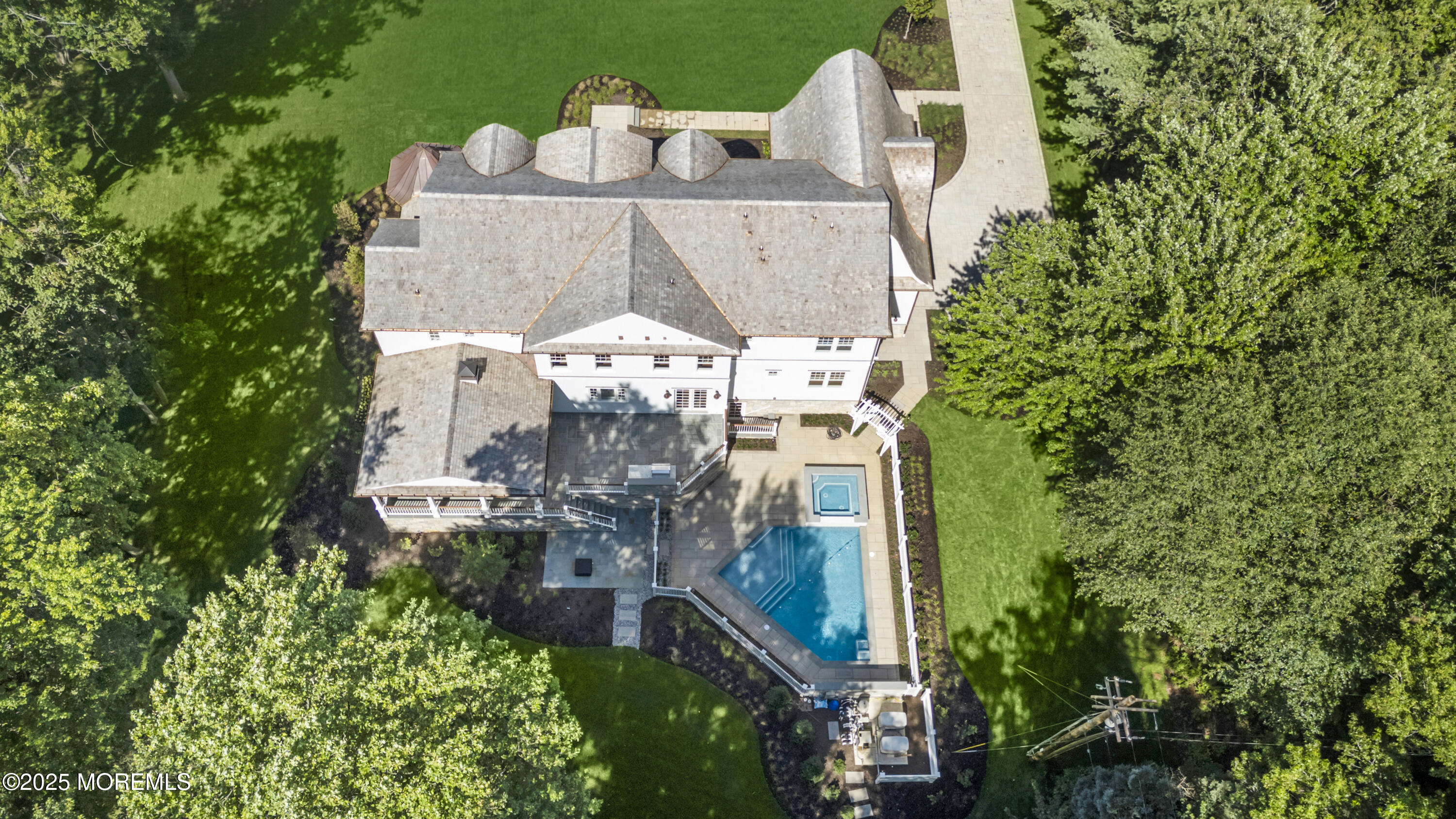 Rumson, New Jersey, 07760, United States, 6 Bedrooms Bedrooms, ,7 BathroomsBathrooms,Residential,Active,2024850