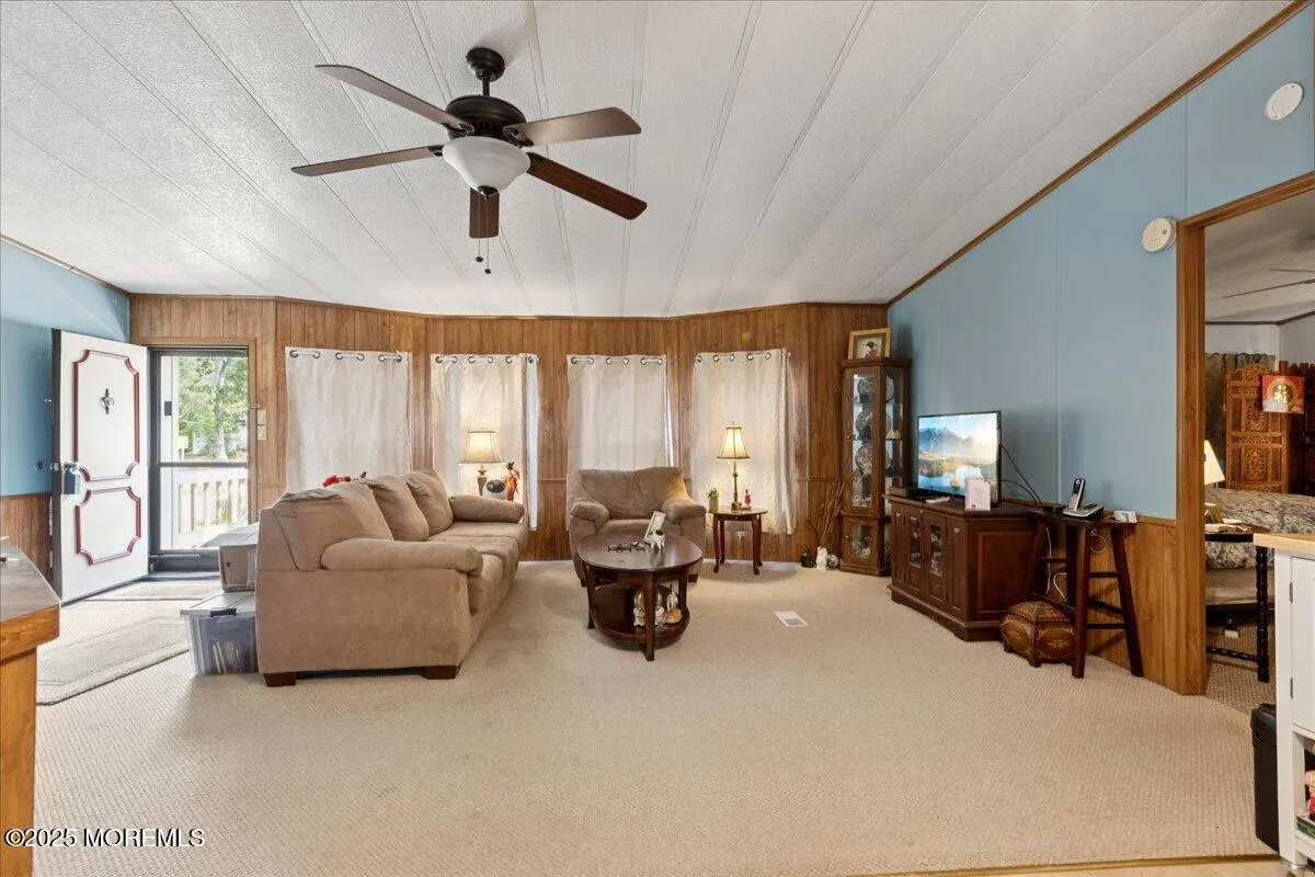 Toms River, New Jersey 08755, United States, 2 Bedrooms Bedrooms, ,2 BathroomsBathrooms,Residential,Active,184399