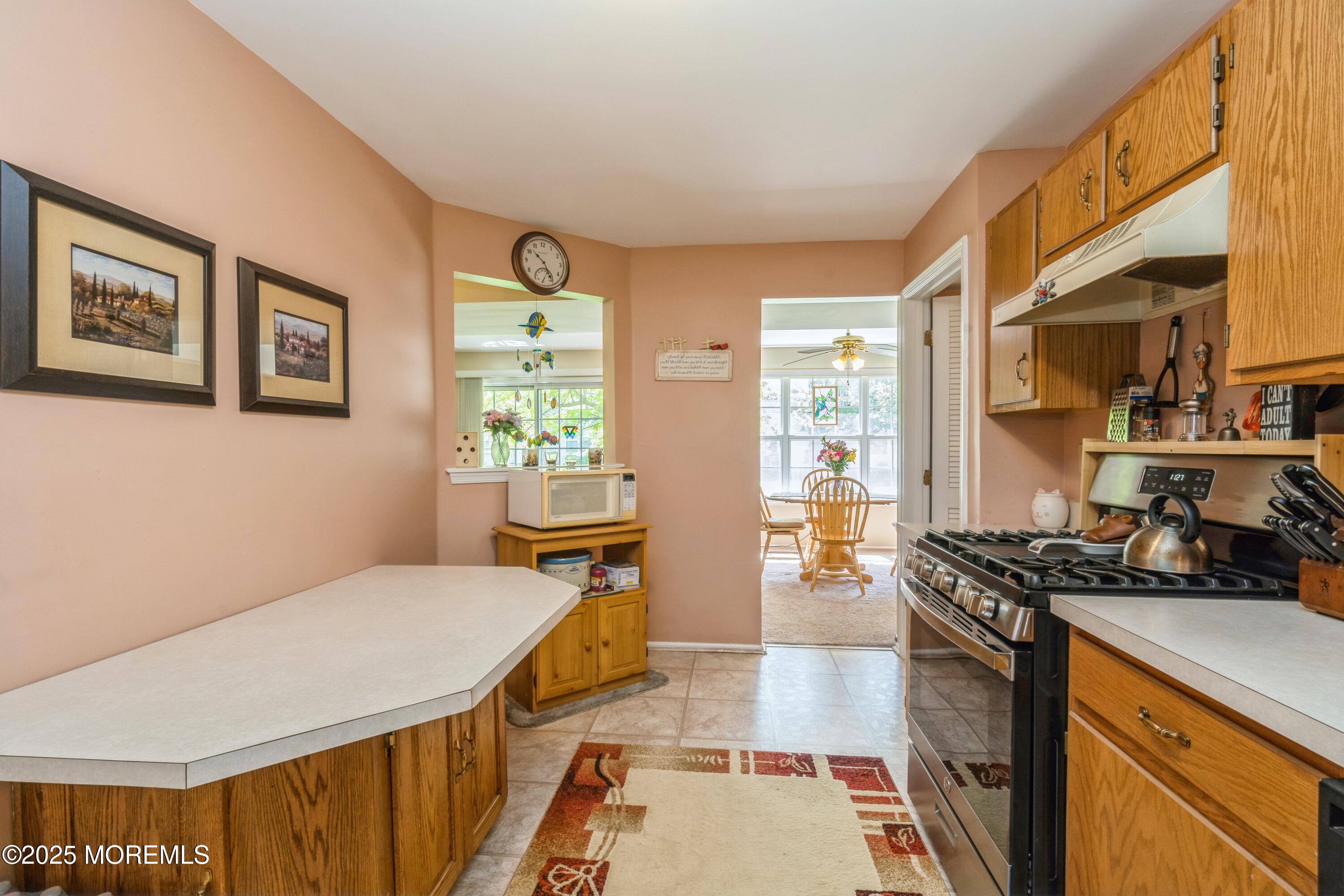 604 Hampshire Drive, North Brunswick, New Jersey image 10