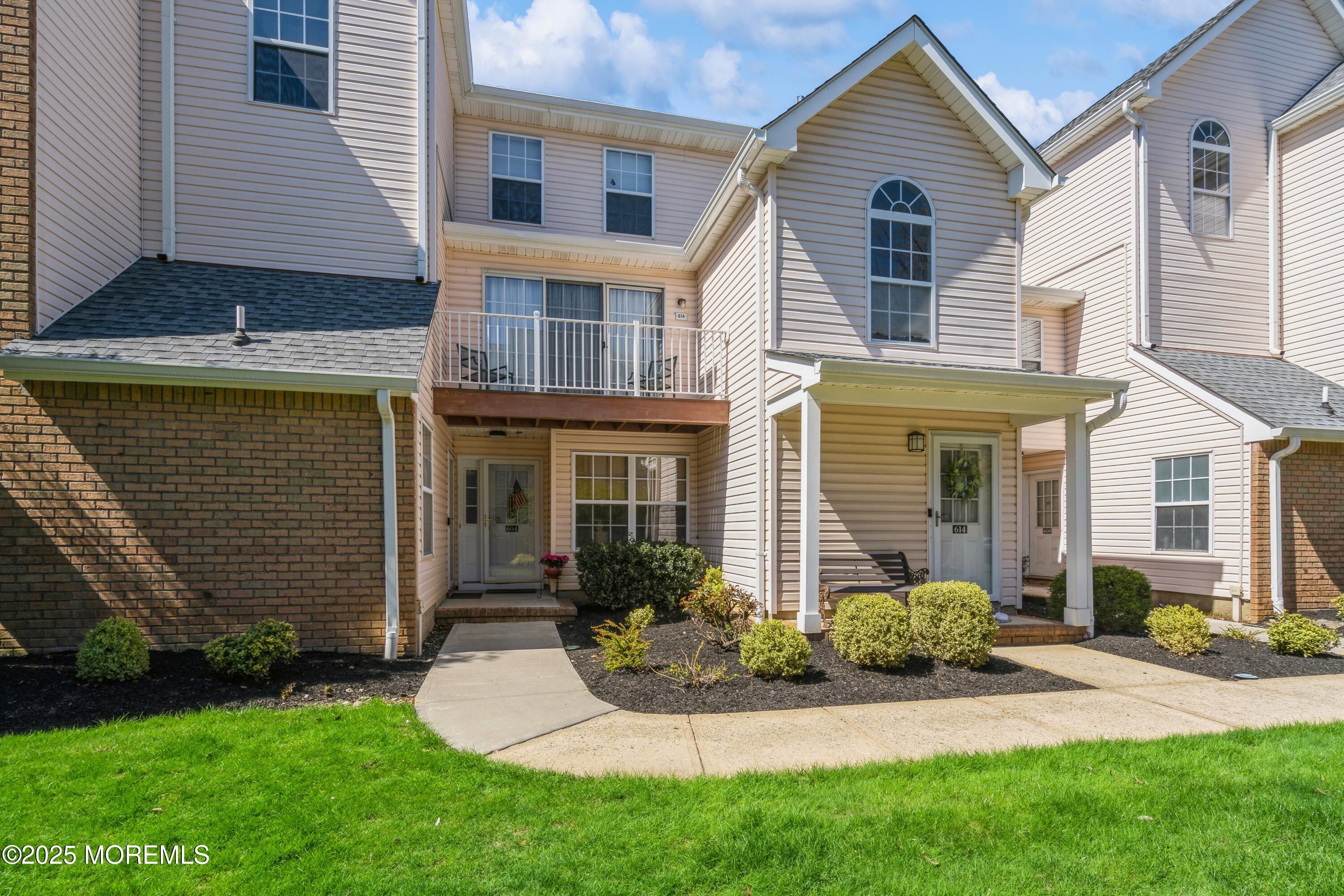 604 Hampshire Drive, North Brunswick, New Jersey image 1