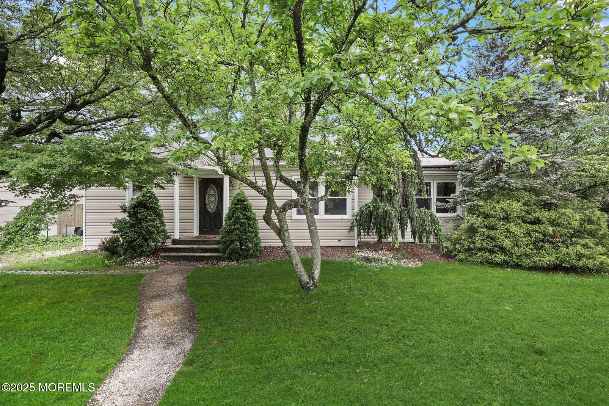 737 Acorn Drive, Brick, New Jersey image 2