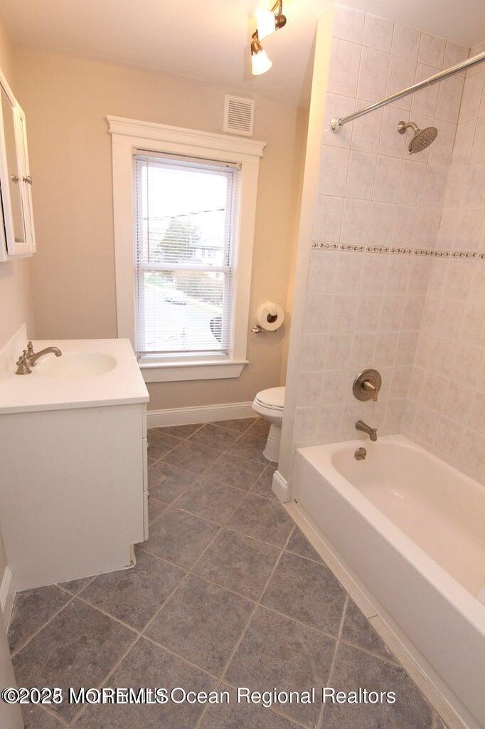 242 Westwood Avenue, Long Branch, New Jersey image 13