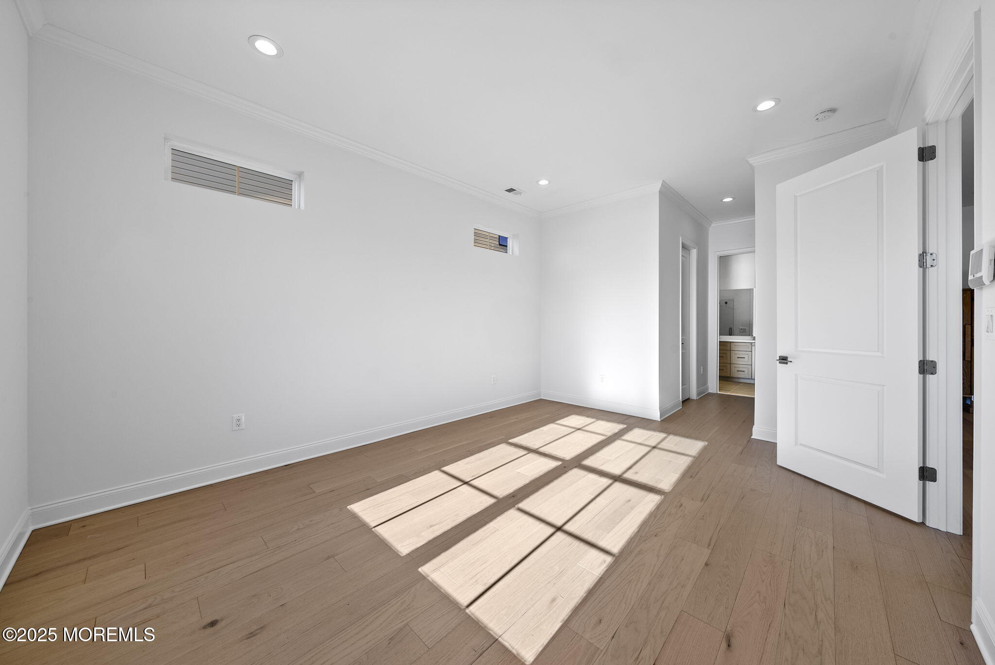 118 Wisteria Court, Freehold, New Jersey image 22