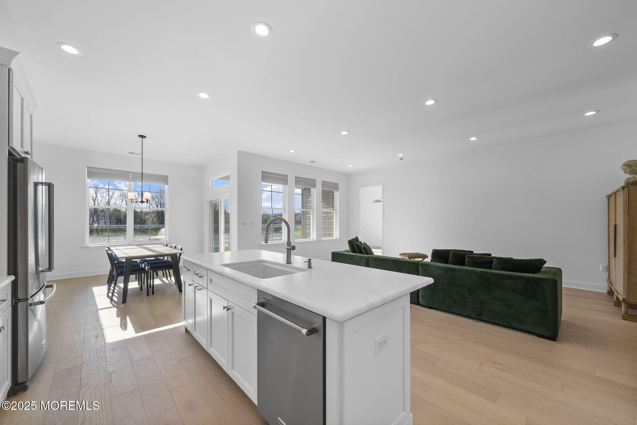 118 Wisteria Court, Freehold, New Jersey image 12