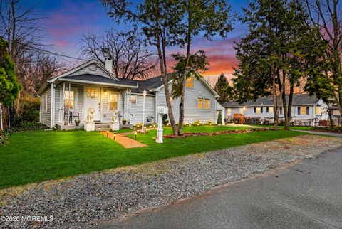 Homes For Sale - 43 John Street<br/> Spotswood, NJ 08884