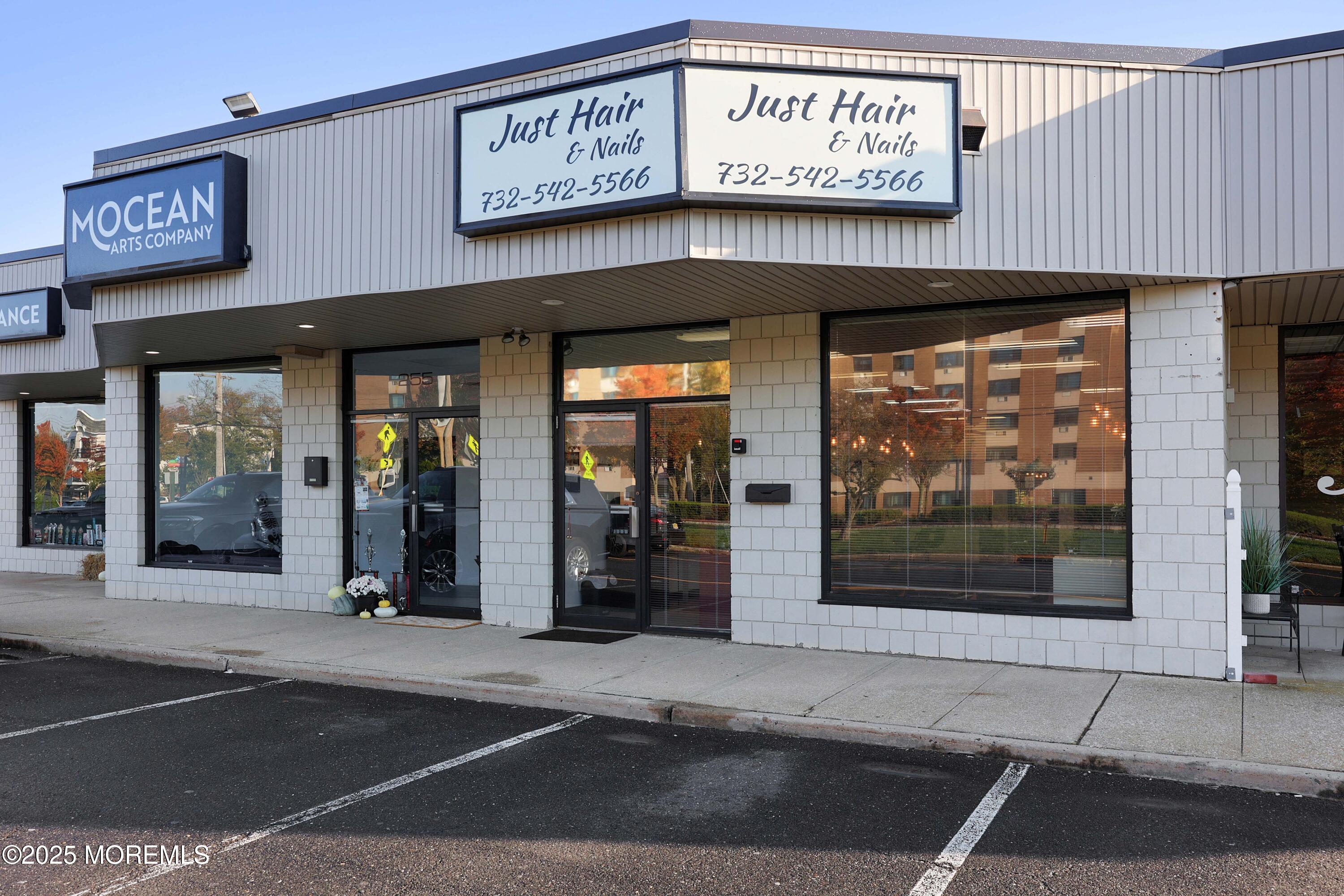 251 E Main Street