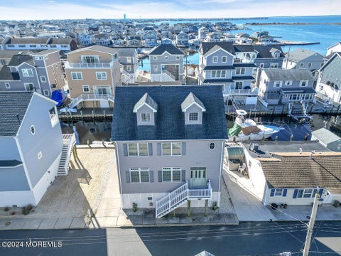 Homes For Sale - 239 Kathryn Street<br/> Lavallette, NJ 08735