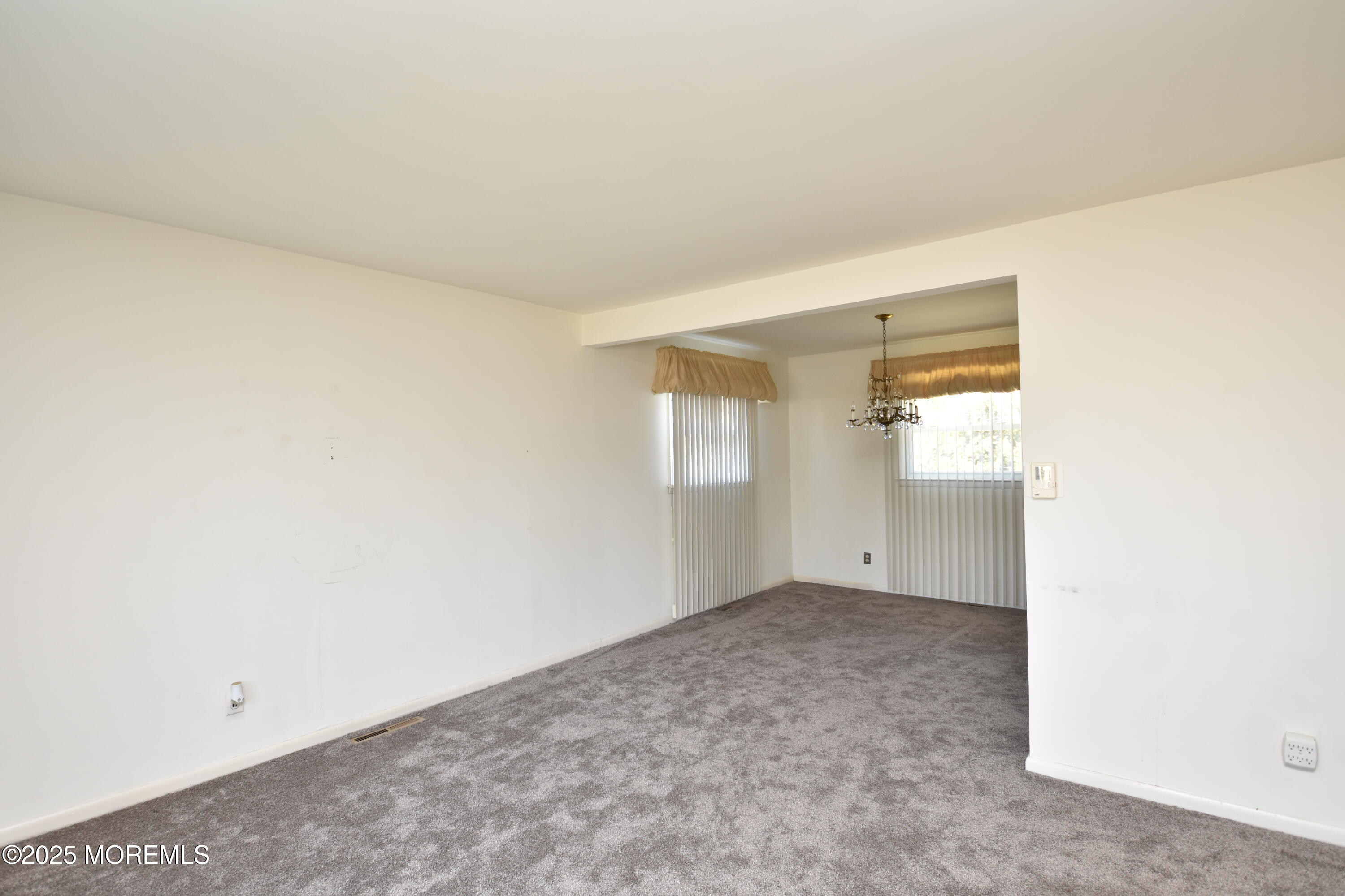 21 Spruce Road, Burlington, New Jersey image 5