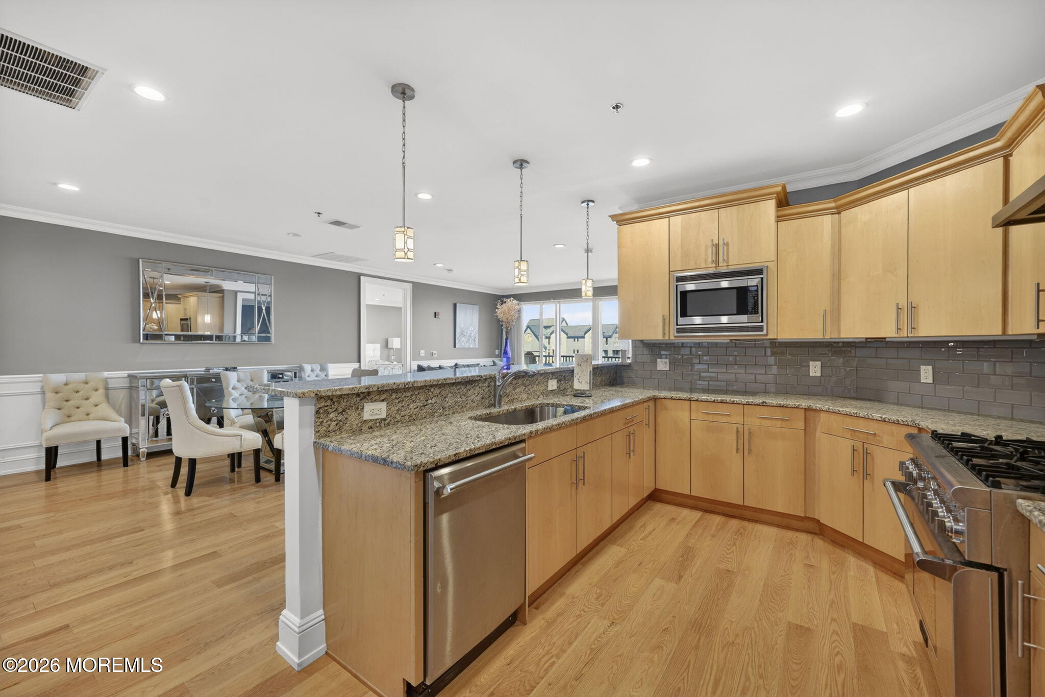 Long Branch, New Jersey, 07740, United States, 2 Bedrooms Bedrooms, ,3 BathroomsBathrooms,Residential,Active,2052056