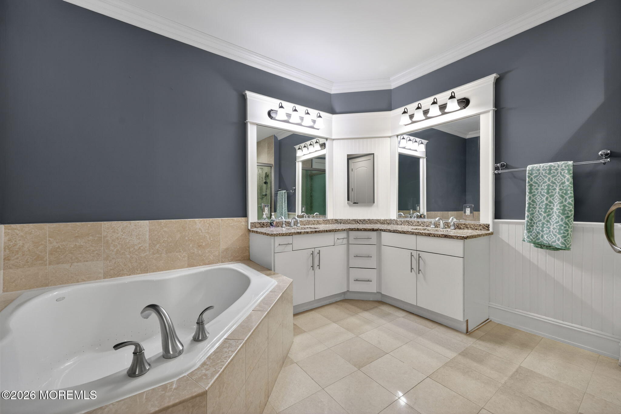 Long Branch, New Jersey, 07740, United States, 2 Bedrooms Bedrooms, ,3 BathroomsBathrooms,Residential,Active,2052056
