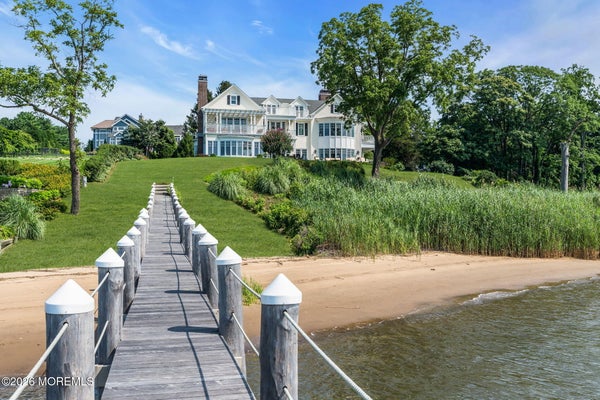 734 NAVESINK RIVER RD, RED BANK, NJ 07701 - Image c7688e0914cd98fd53faaab10a2ccb50/2135160983