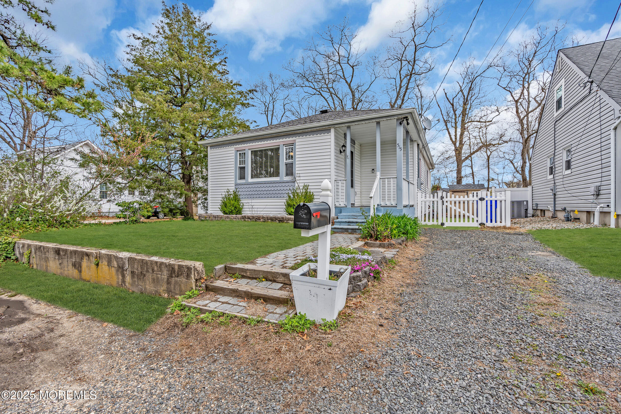 515 Barber Avenue, Brick, New Jersey image 24