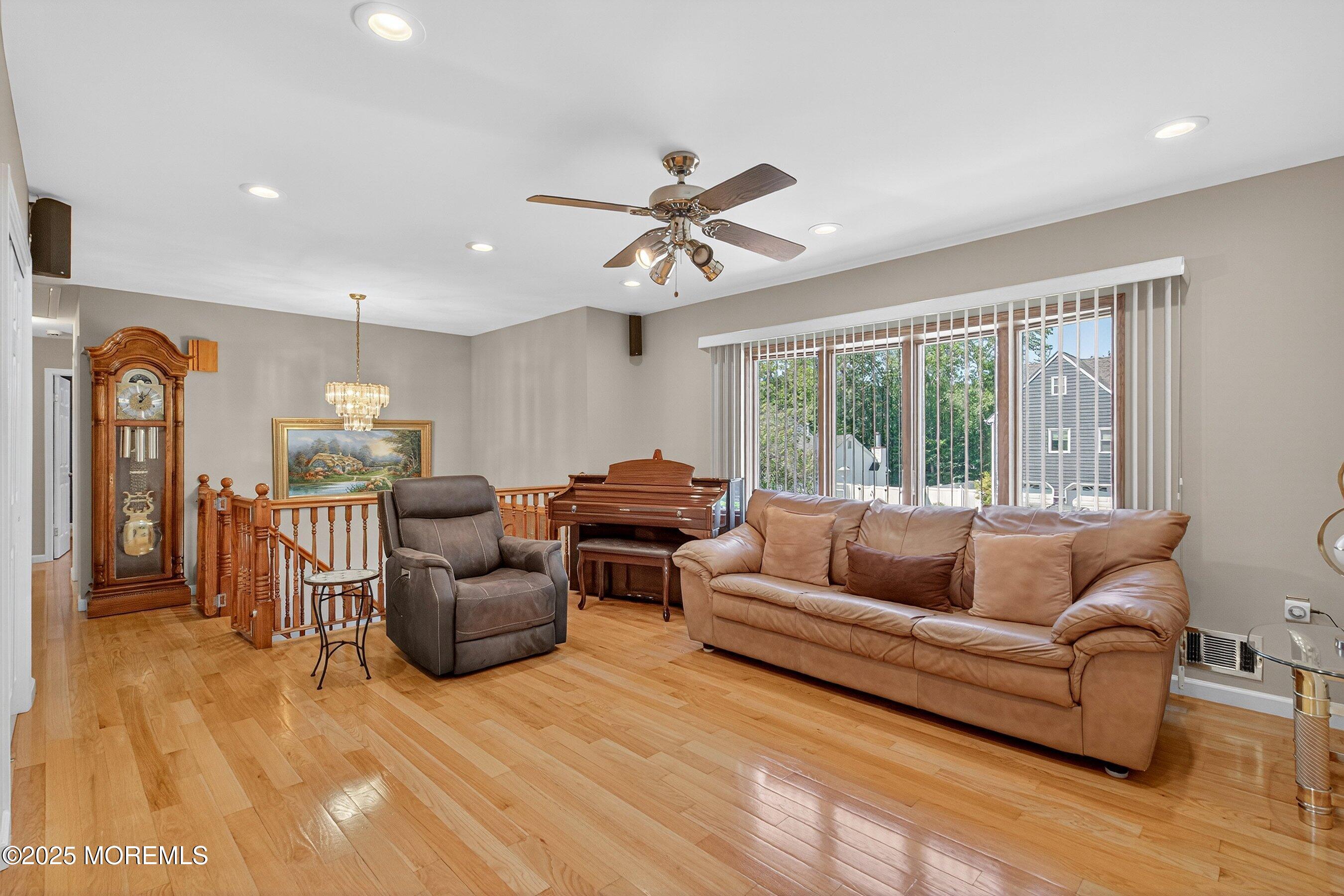 20 Heathrow Lane
