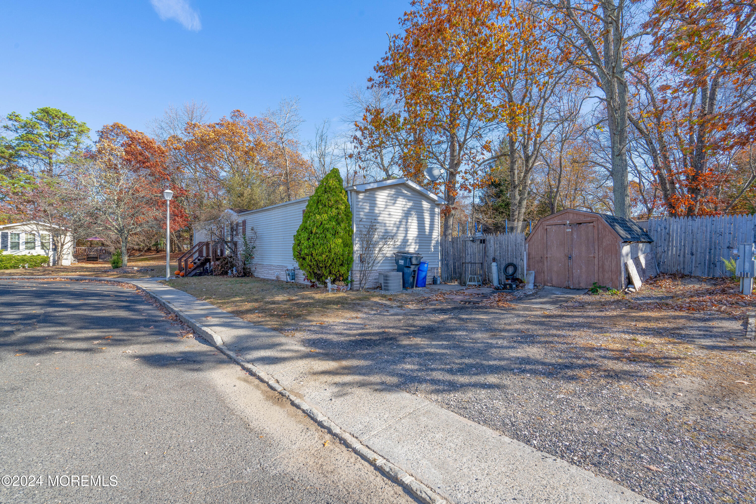 50 Ruffian Way, Howell, New Jersey image 2