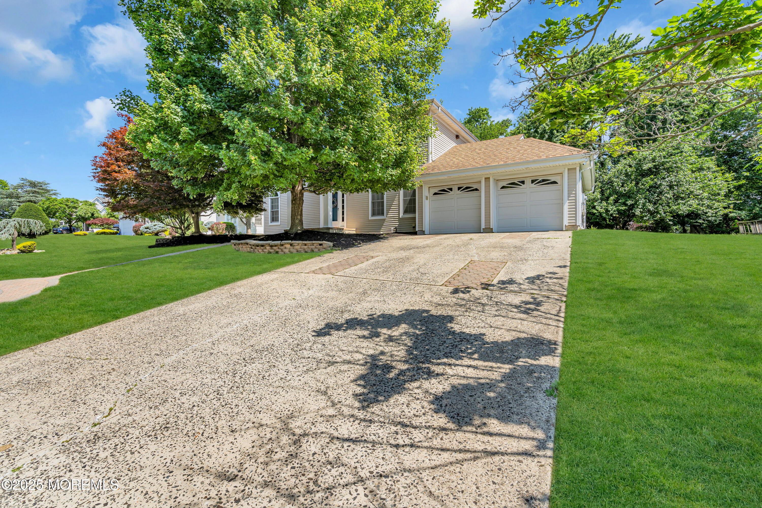6 Hoffer Court