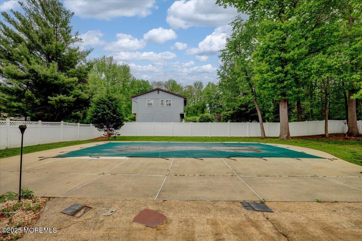 40 Sandburg Drive, Morganville, New Jersey image 28