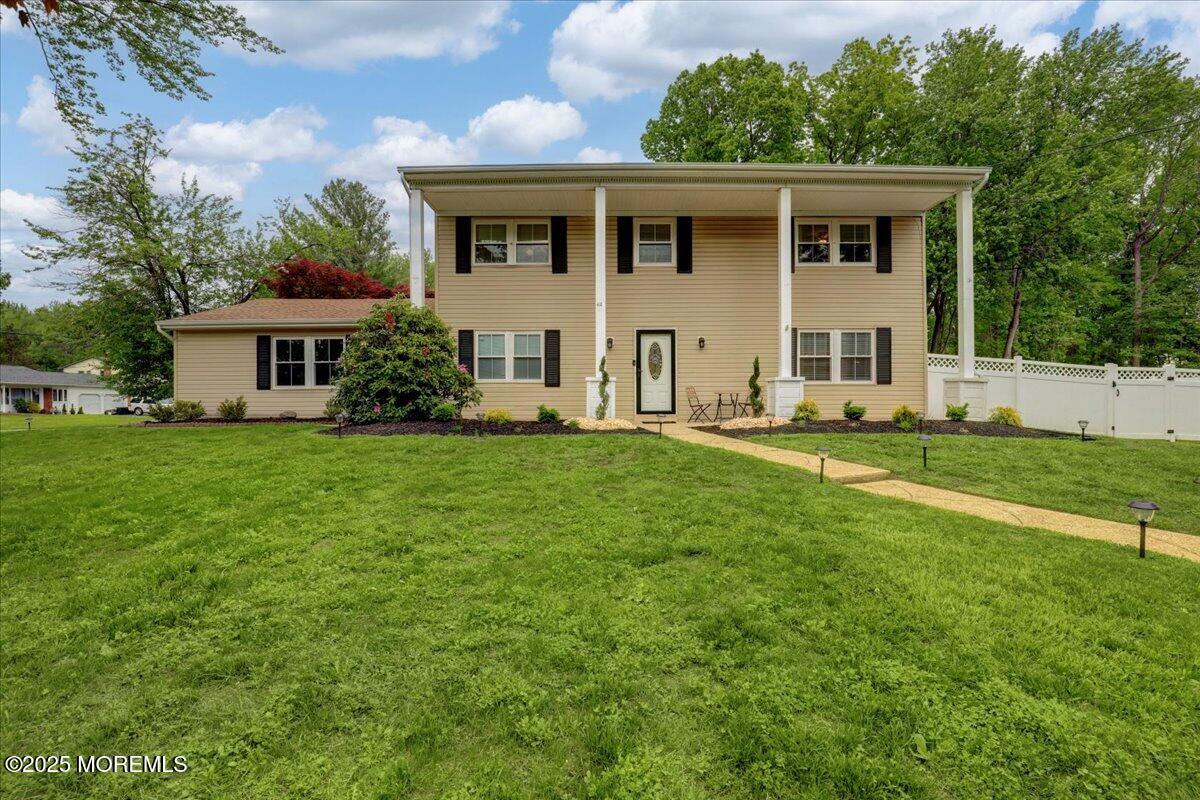 40 Sandburg Drive, Morganville, New Jersey image 2