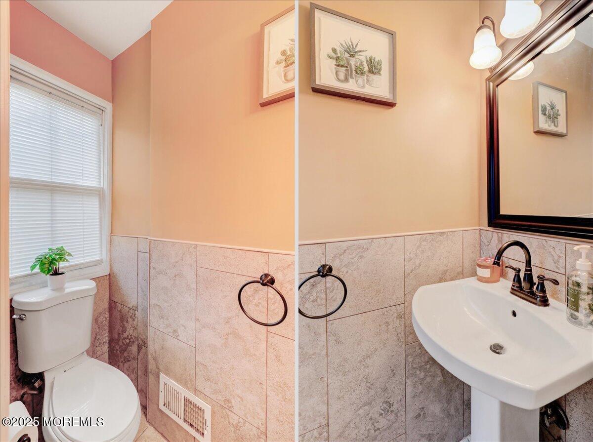 40 Sandburg Drive, Morganville, New Jersey image 16