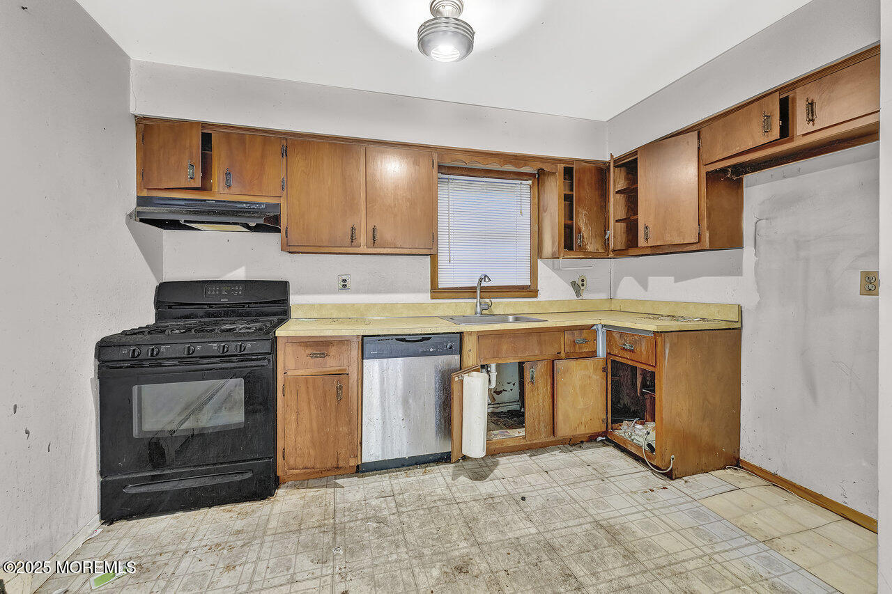 91 Amherst Avenue, Colonia, New Jersey image 4