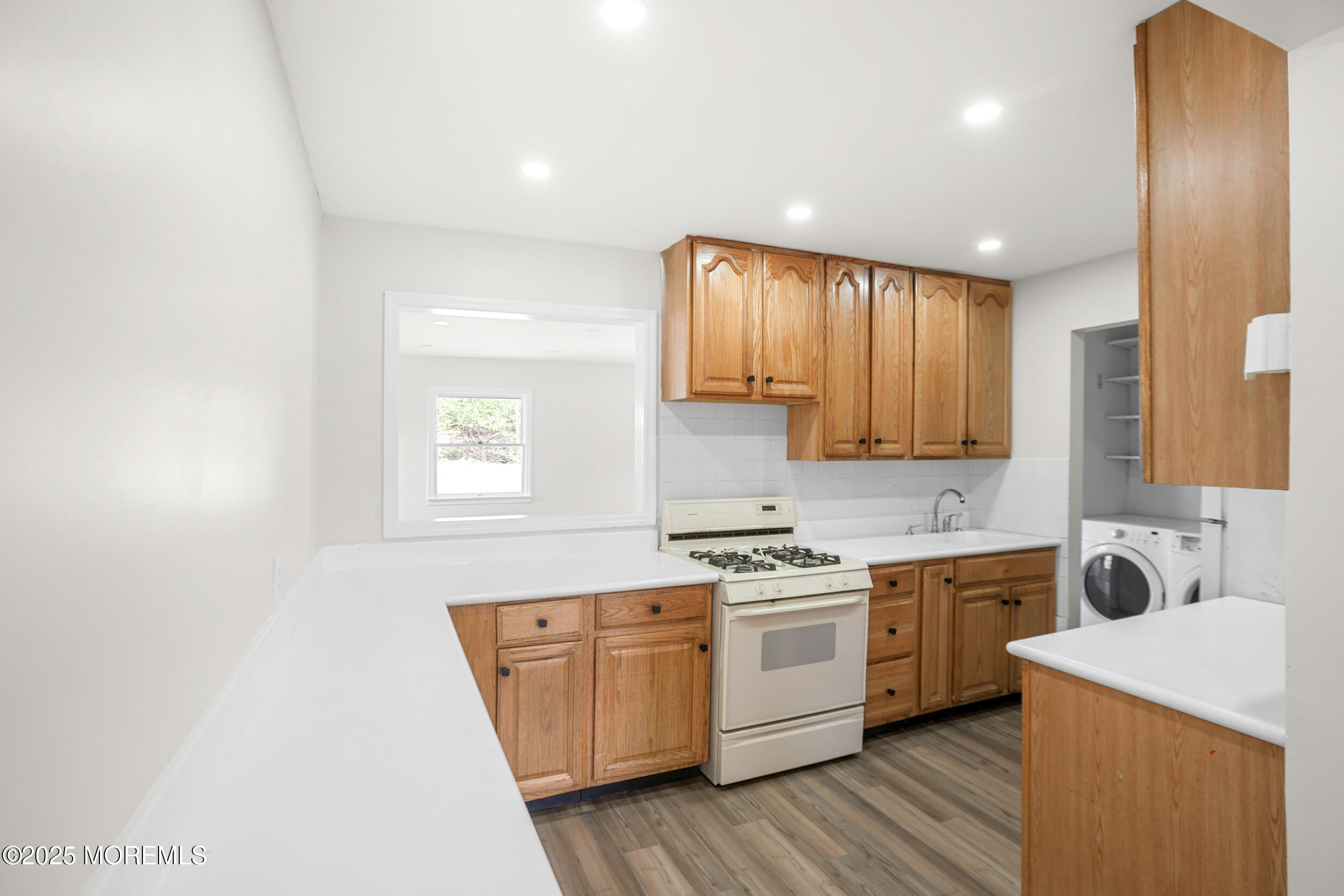 144 Belmont Drive, Toms River, New Jersey image 9