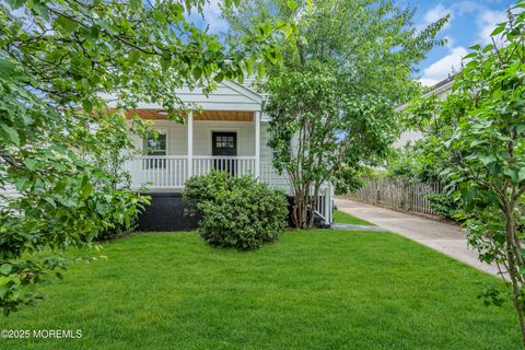 Homes For Sale - 8 1st Street<br/> Middlesex County, Sayreville, NJ 08872