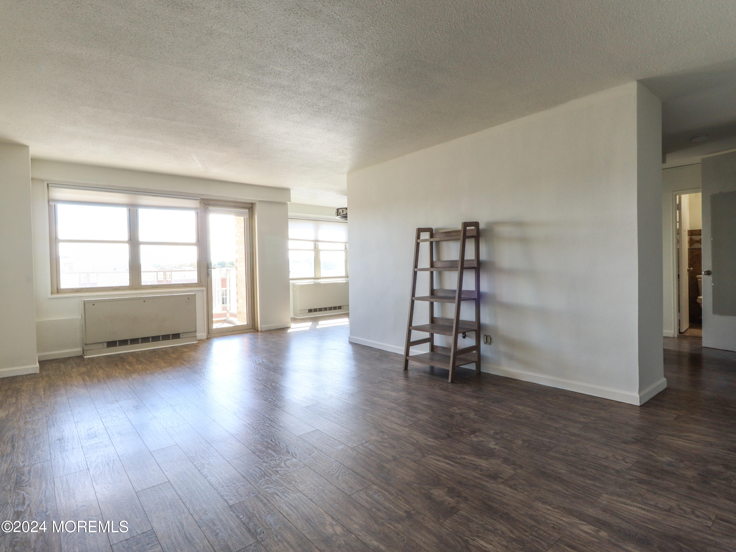 28 Riverside Avenue #4F, Red Bank, New Jersey image 3