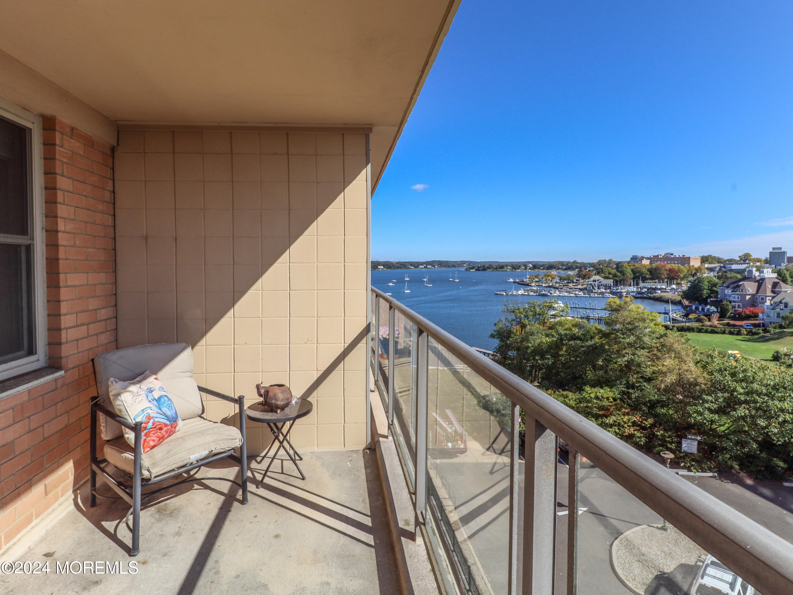 28 Riverside Avenue #4F, Red Bank, New Jersey image 2