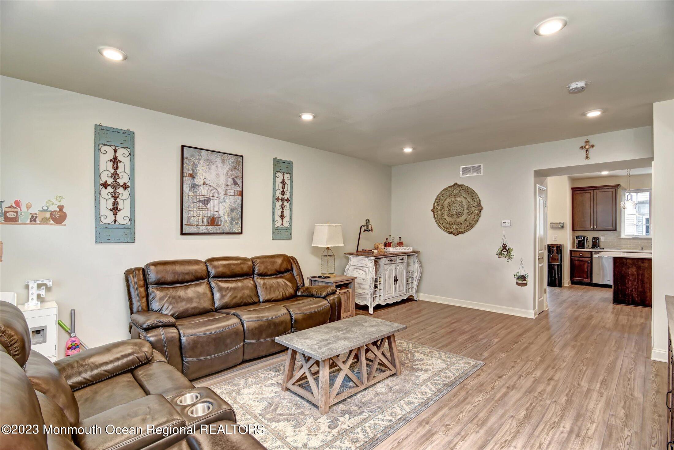 2206 Stelmaszek Road #2206, Parlin, New Jersey image 10