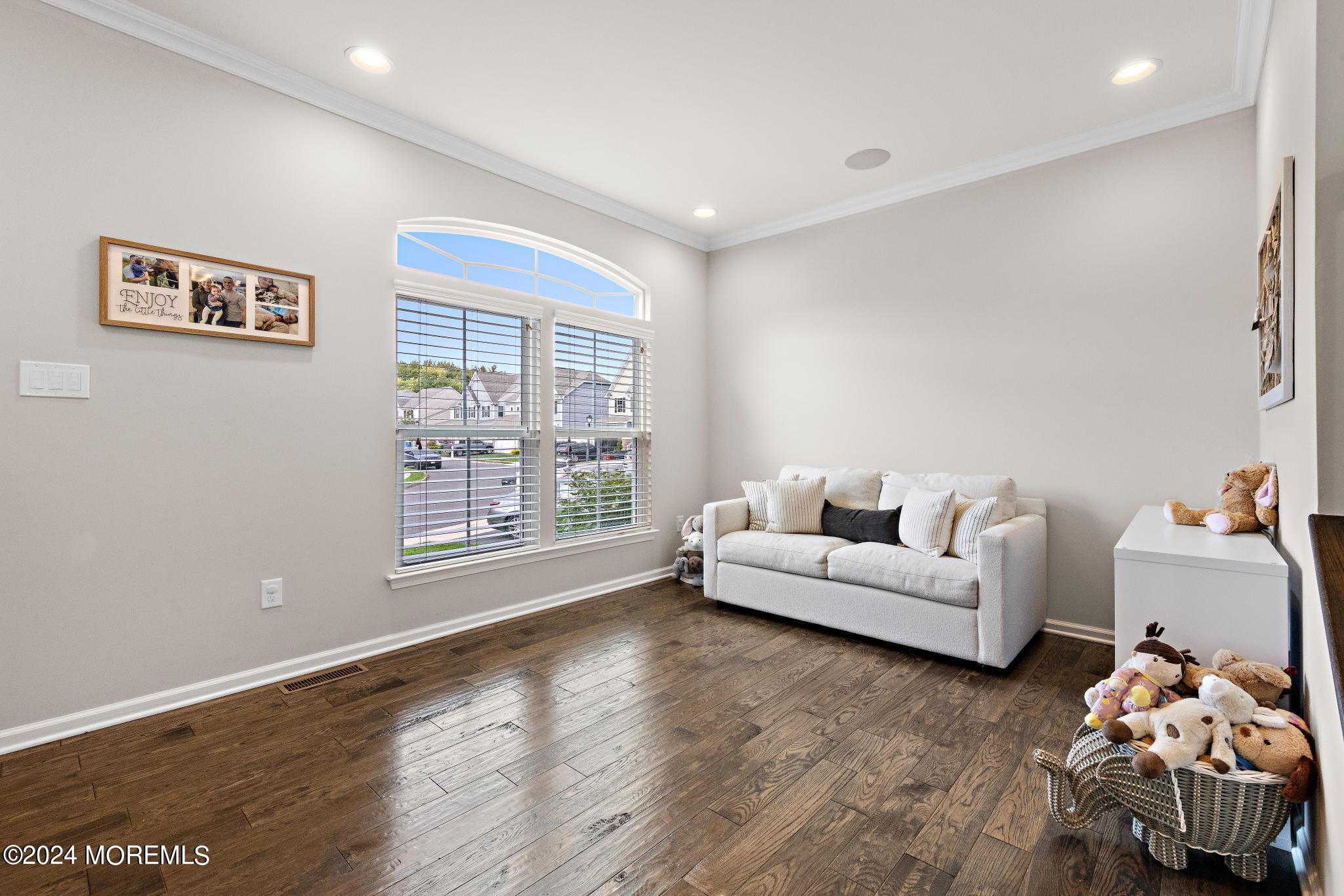 22 Imlay Lane, Farmingdale, New Jersey image 5
