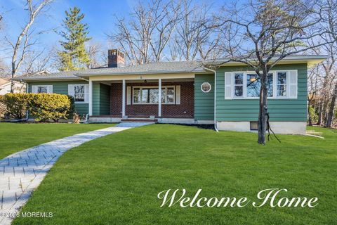 Photo of 15 Lexington Avenue, Toms River, NJ 08753 (MLS # 22601237)