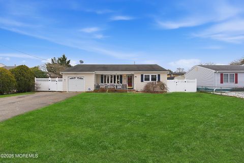 Photo of 123 Oakwood Place, Forked River, NJ 08731 (MLS # 22537117)