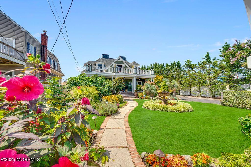 246 Ocean Avenue N