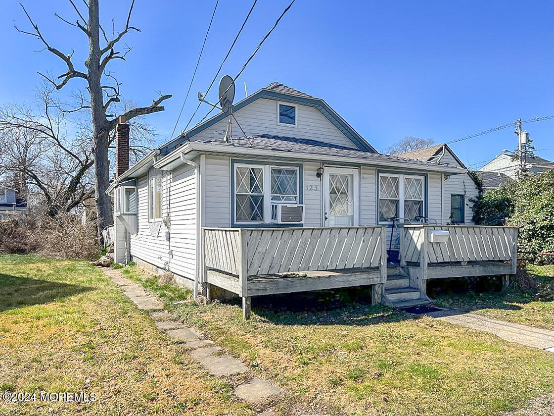 123 Forest Avenue, Keansburg, New Jersey image 2