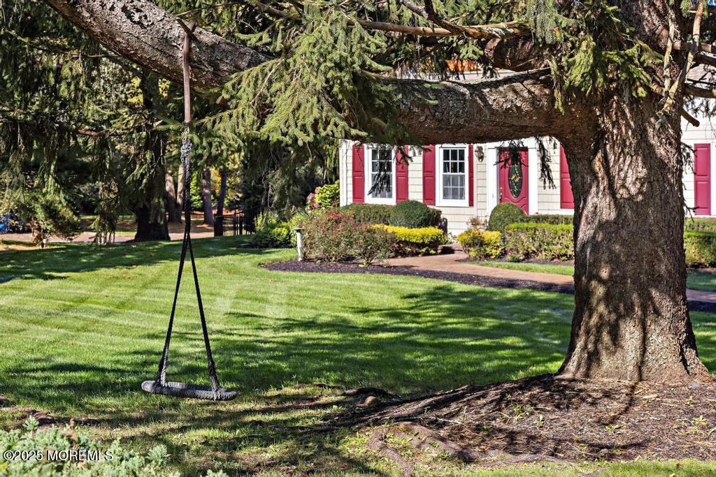 24 Willow Lake Drive