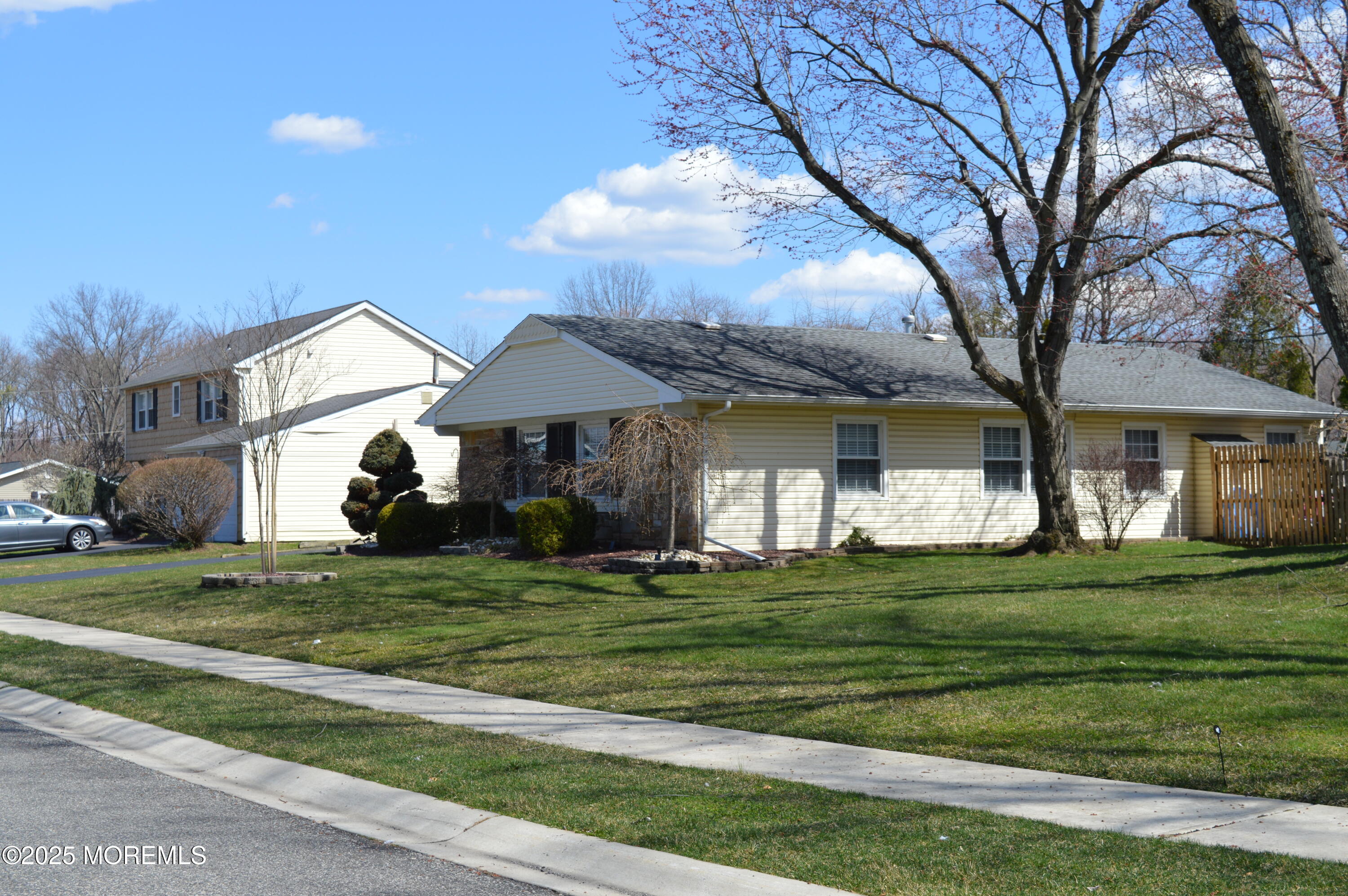 22 Carol Lane, Aberdeen, New Jersey image 44