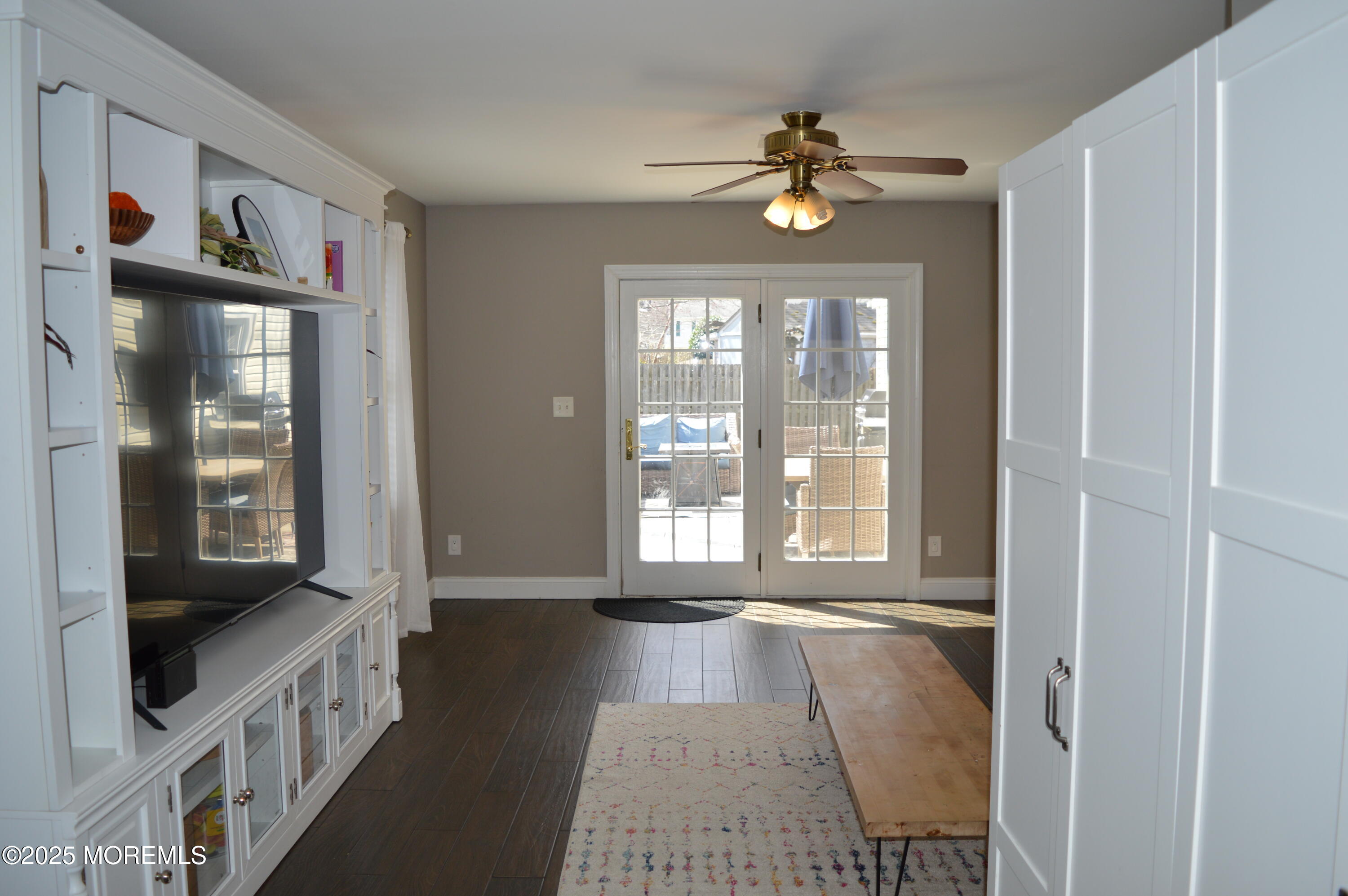 22 Carol Lane, Aberdeen, New Jersey image 12