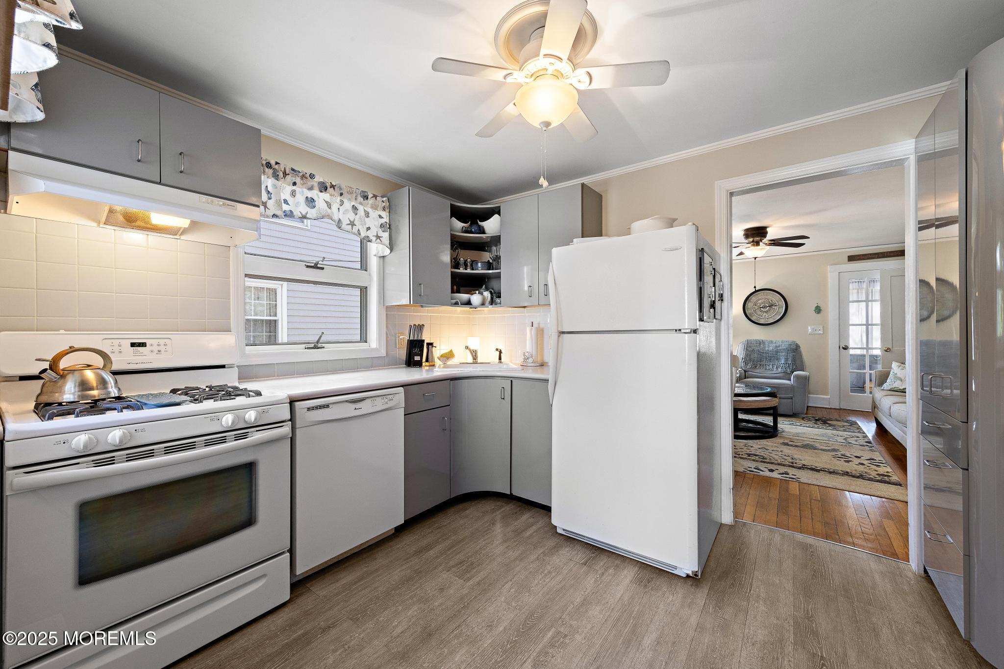 354 Euclid Avenue, Manasquan, New Jersey image 16